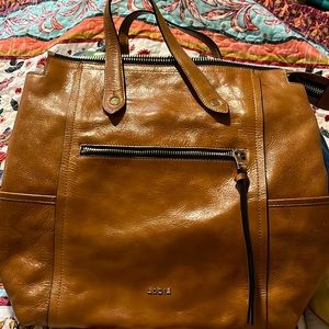 Lodis Catalina Backpack Natural Leather in Saddle. Size :11”L x 13.5”H x5”W